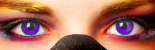 Yeux mauves
